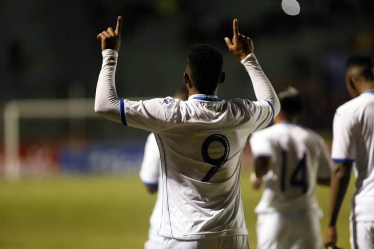 'Choco' Lozano tenía más de ocho meses de no anotar un gol, su último fue con el Girona en marzo del presente año.