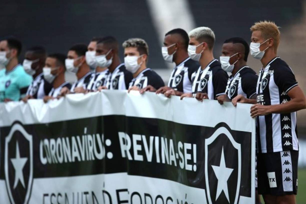 Otro de los países en donde se juega al fútbol es en Turkmenistán. Este país de Asia ha seguido con su Liga.