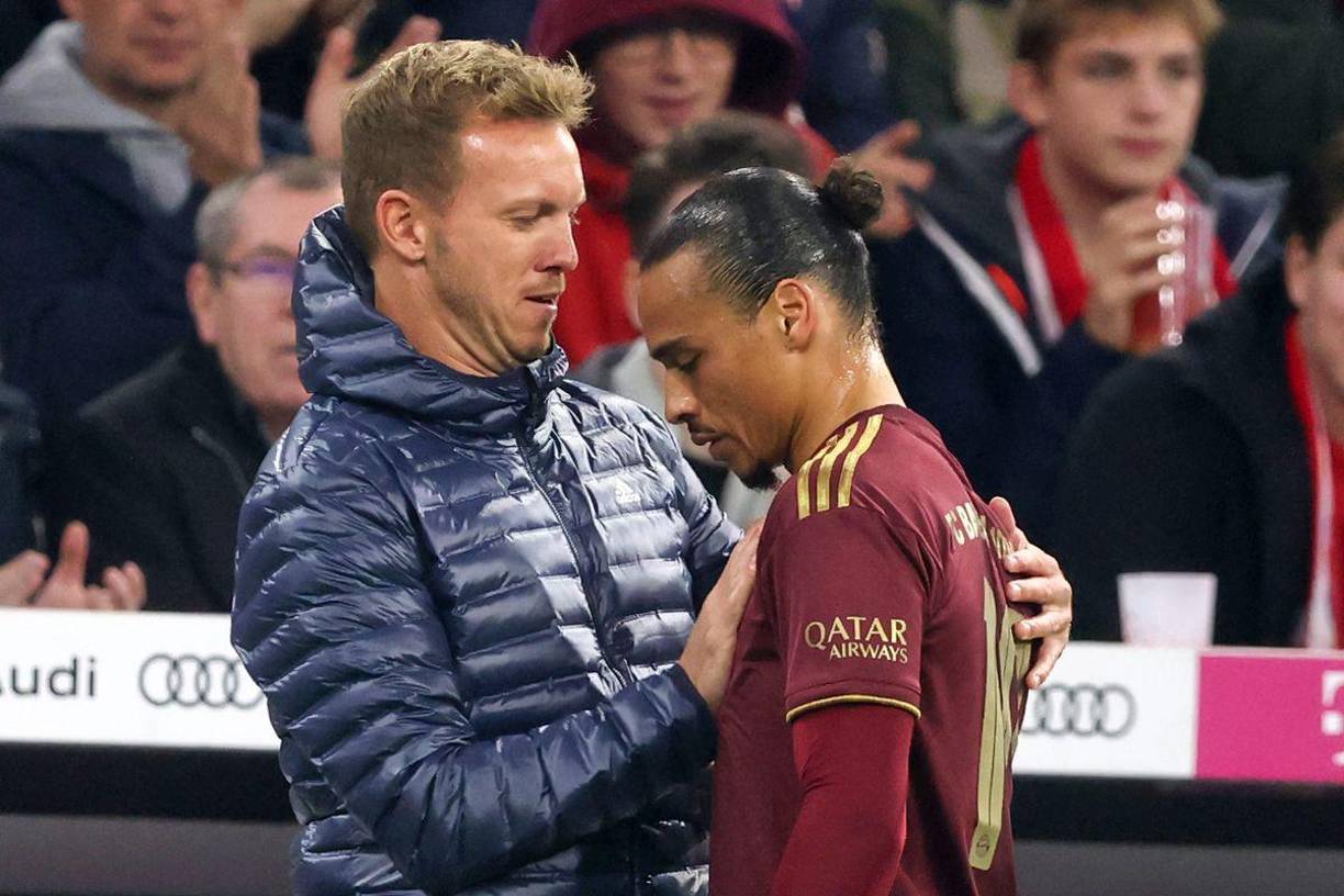 El Bayern también ha sido sacudido por otras polémicas. Nagelsmann dijo la semana pasada que estaban tratando de identificar a un supuesto soplón en el seno del club luego que un diario alemán publicó detalles sobre su esquema táctico.