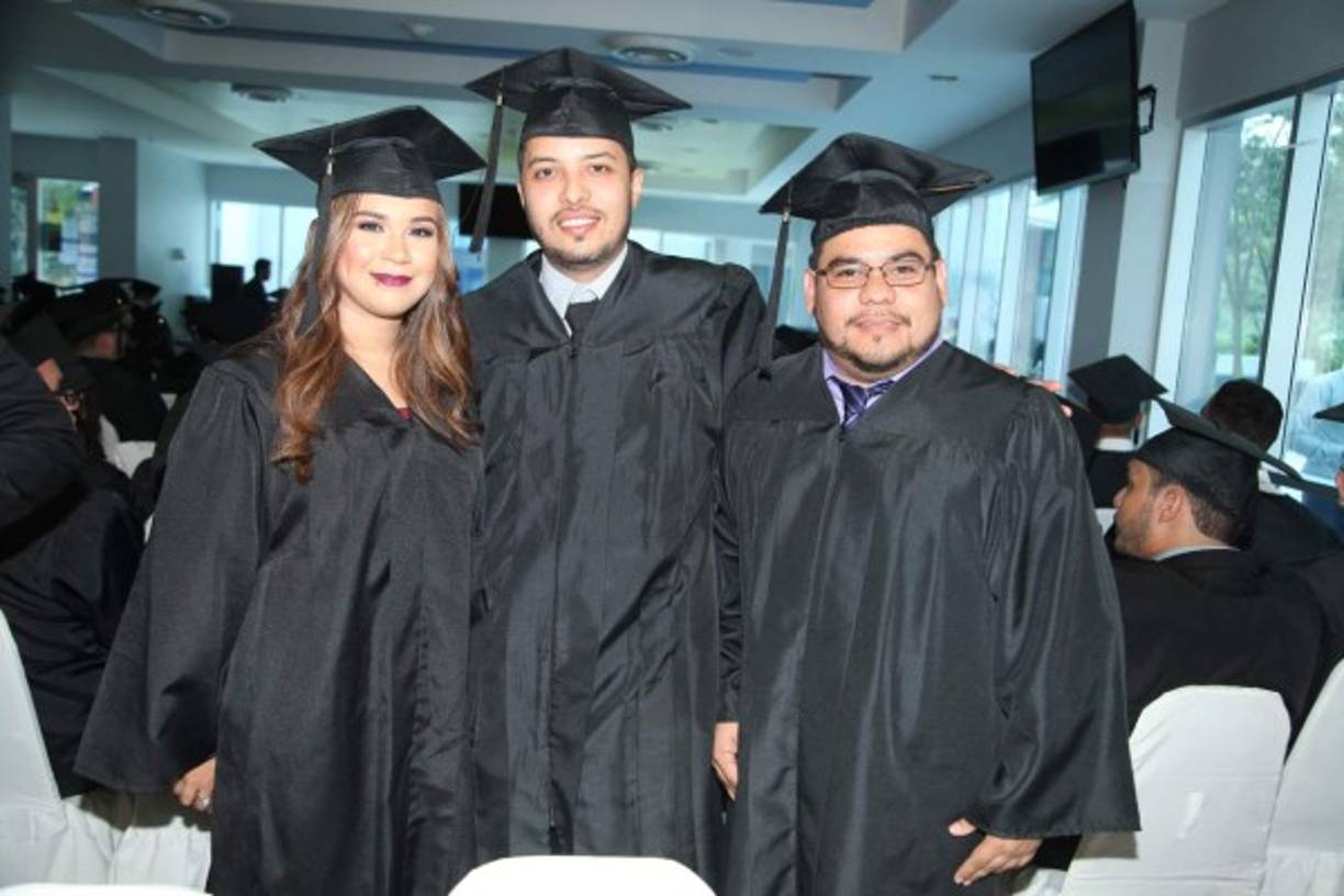 Ada Rodríguez, Mauricio Rivera y Marlon Valle.