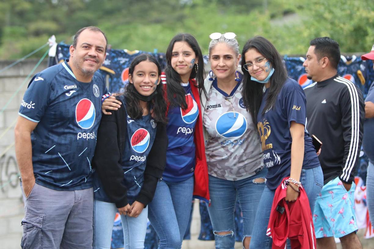 Una familia que llegó bien identificada con el Motagua.