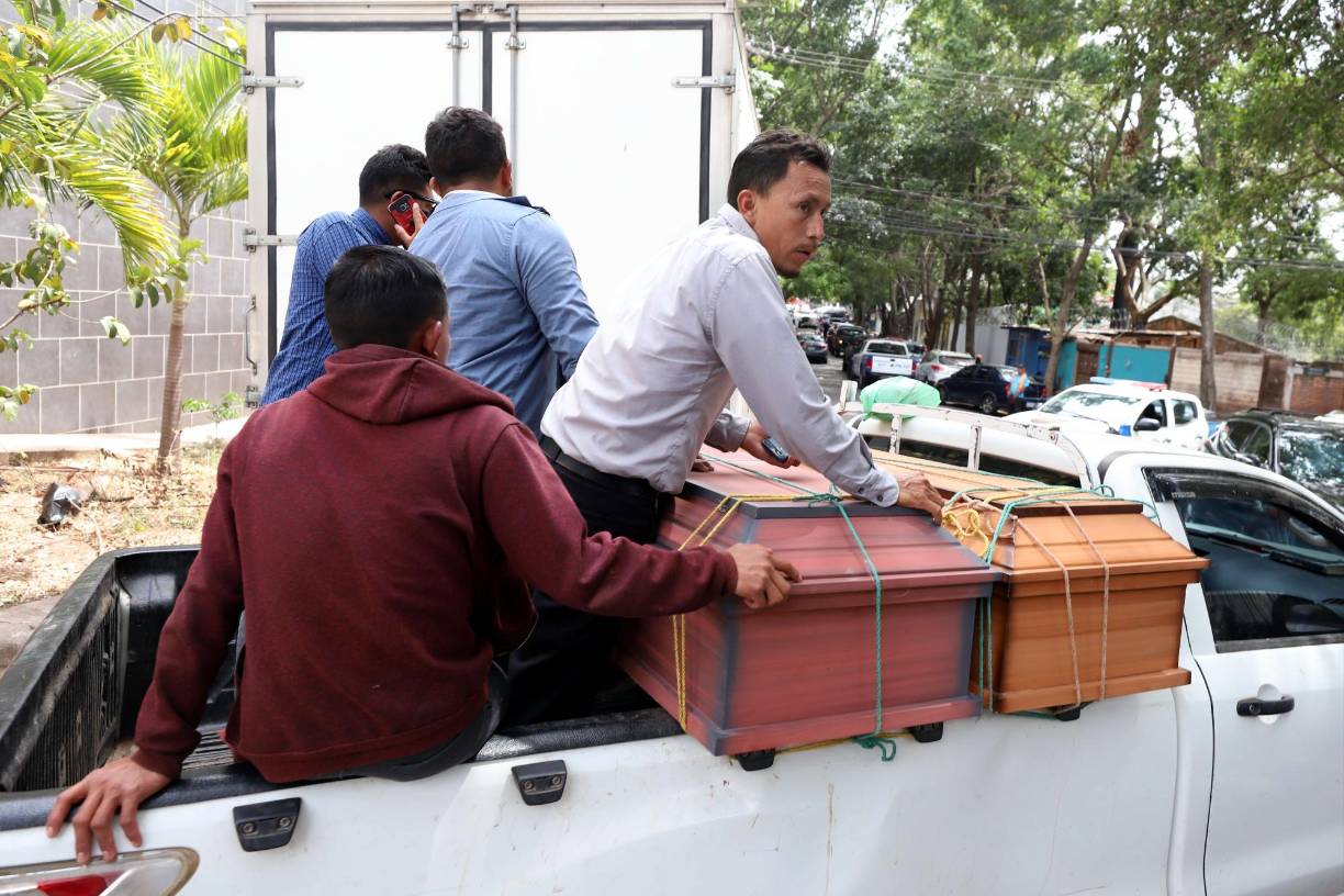 “Me fueron a avisar una niñas que habían matado a unos”, recordó.