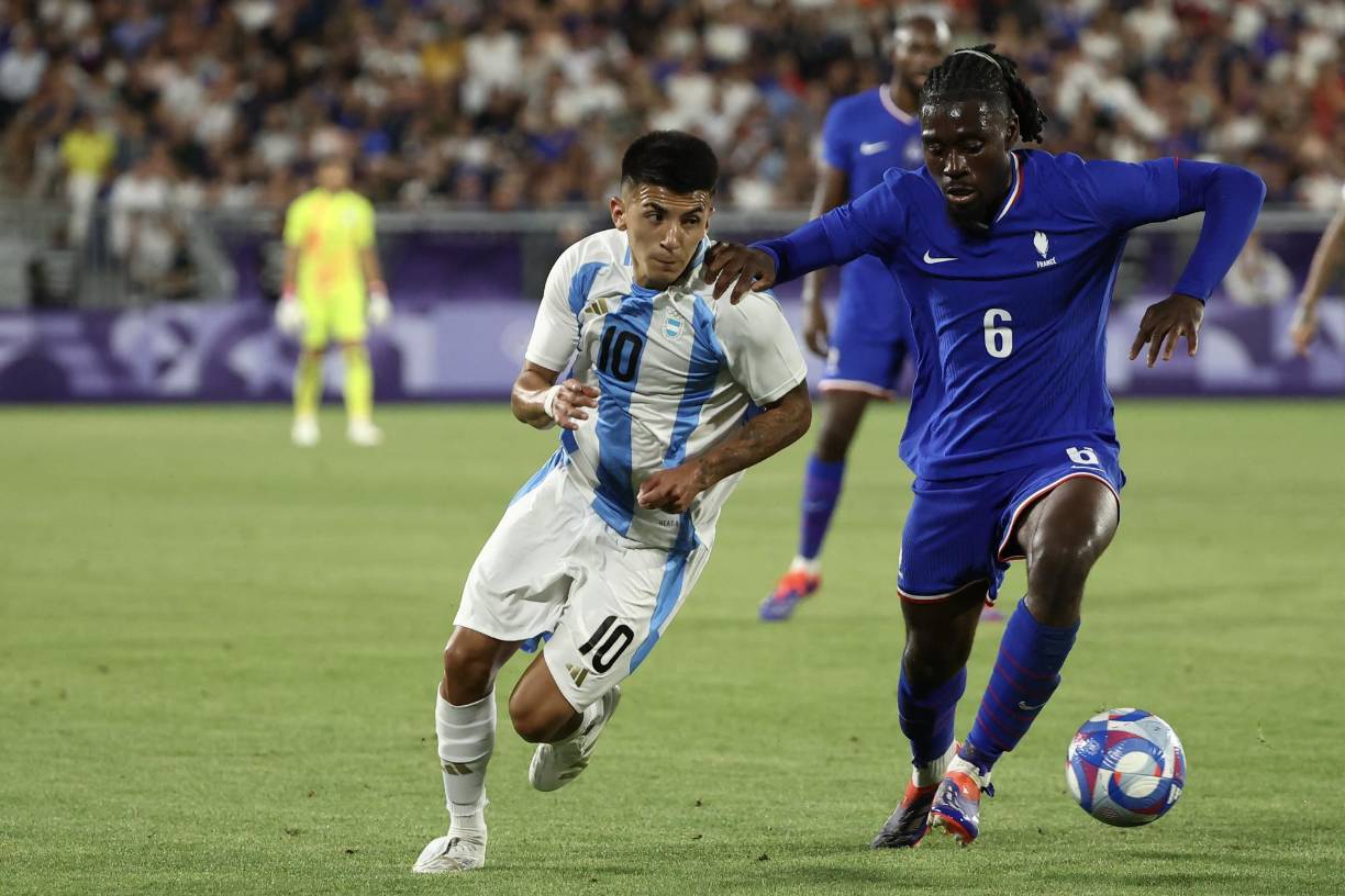 La emoción estaba al tope y se agregaron 10 minutos, que se convirtieron en 11. Al final no le fue suficiente y terminó por llevarse el último boleto a las semifinales ante su aguerrido rival.