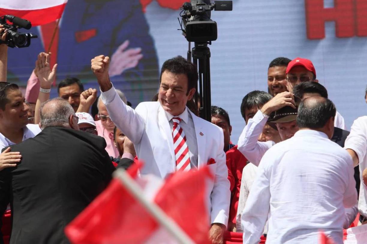 El precandidato presidencial del <b>Partido Liberal</b>, <b>Salvador Nasralla</b>, ha planteado una propuesta innovadora a través de sus redes sociales.