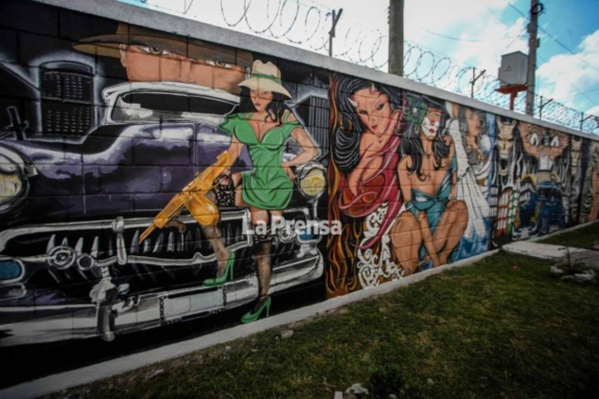 Aunque se supone que no deberían existir en los presidios, los murales y grafitis han logrado evadir a las autoridades.