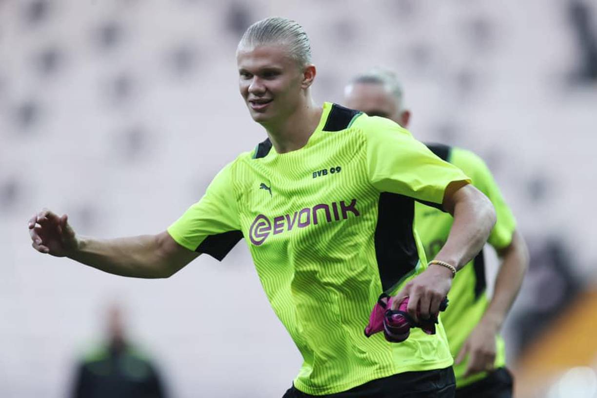 “Haaland prefiere no coincidir con Mbappé en el Real Madrid, debido a que ambos tendrían que compartir la corona”, señala Deportes Cuatro.