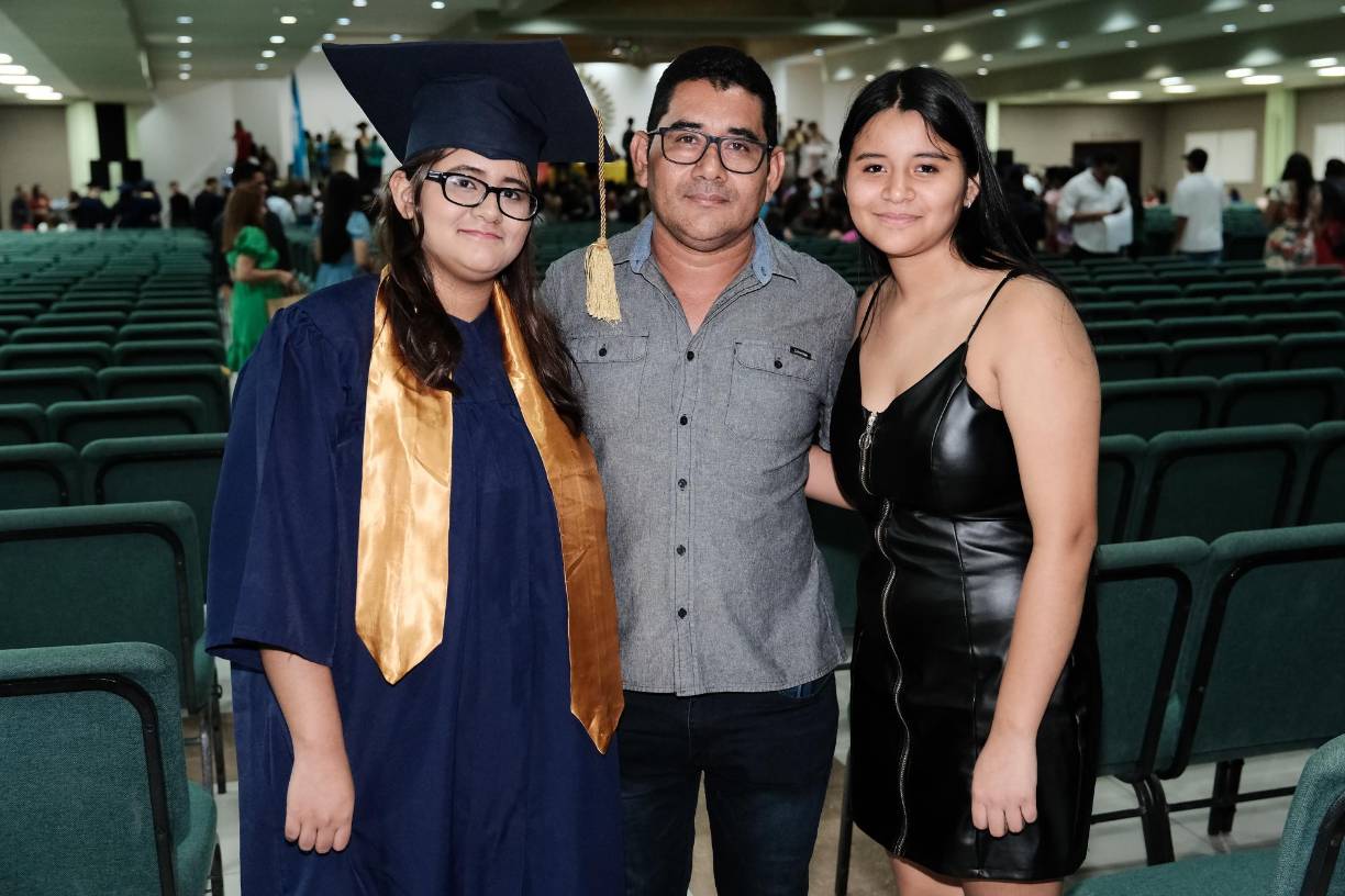 Meisy, Jorge y Katherine Gómez