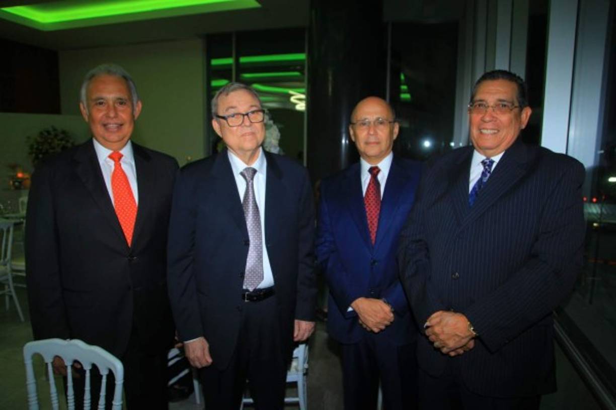 Rodrigo Albir, Leonel Lacayo, Isacio Albir y Juan Ordóñez .