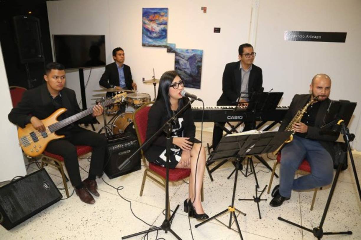 La música no pudo faltar.