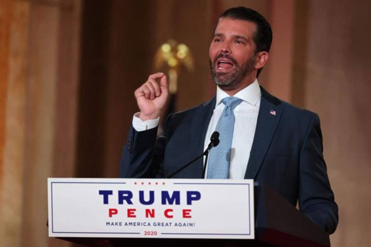 En su turno, Donald Trump Jr. se convirtió en el mayor abanderado de la idea en la que más hicieron hincapié muchos de los otros oradores, la que perfilaba un Partido Demócrata controlado por sus figuras más izquierdistas.