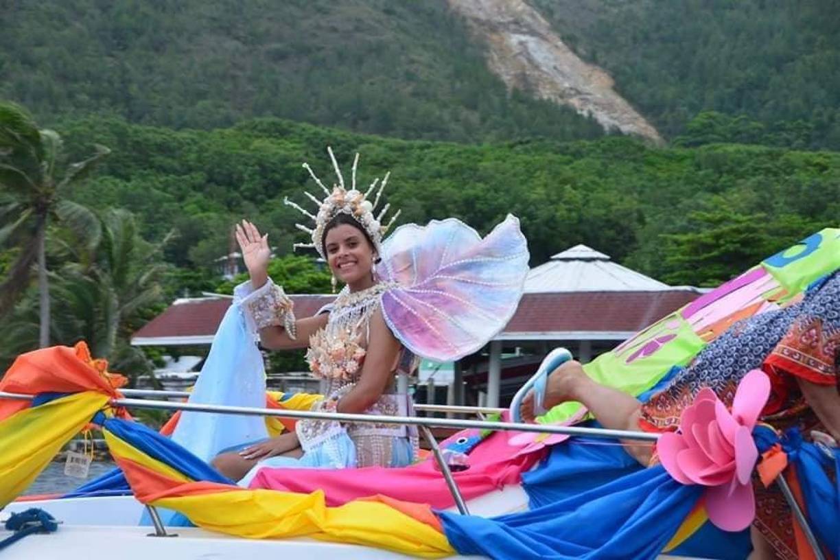 Leisha Lynette Miralda Wood la reina del Guanaja Conch Festival 2024. 