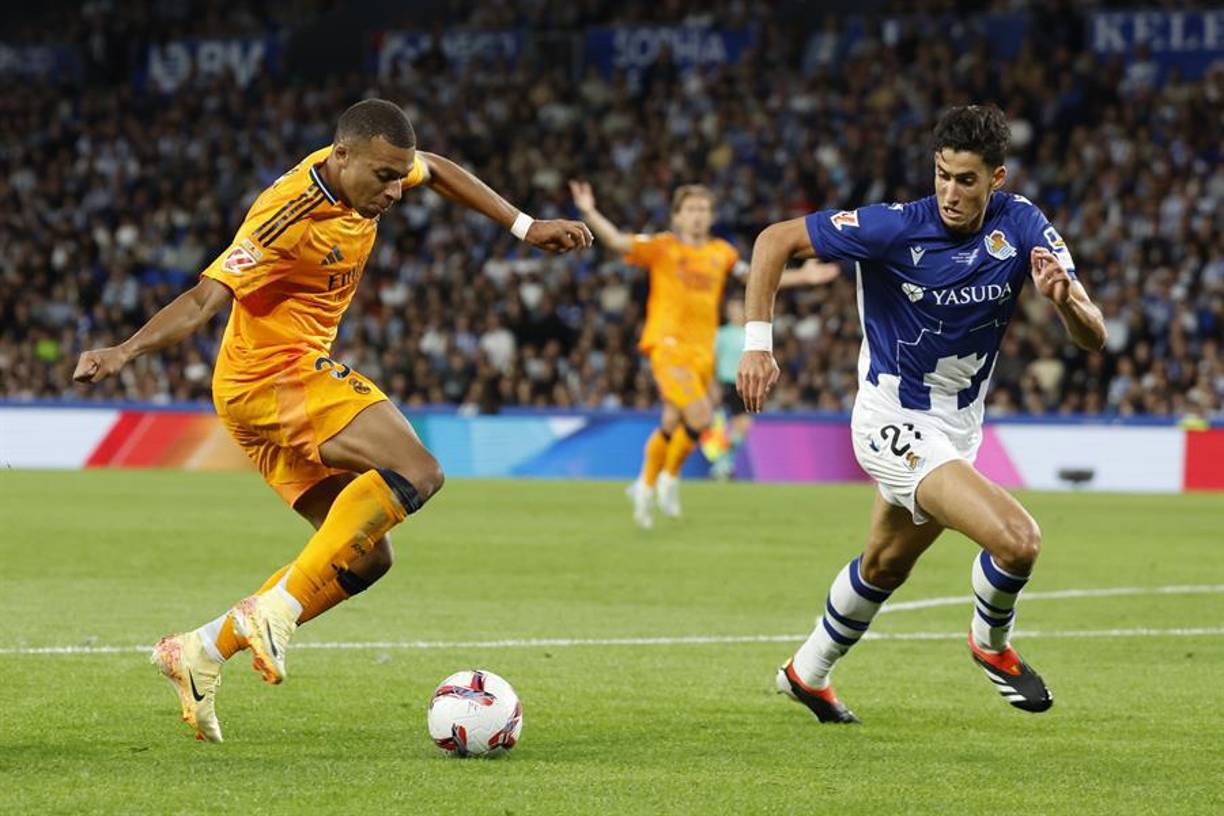 Sin embargo, conforme pasaban los minutos, el Real Madrid poco a poco fue igualando fuerzas. 