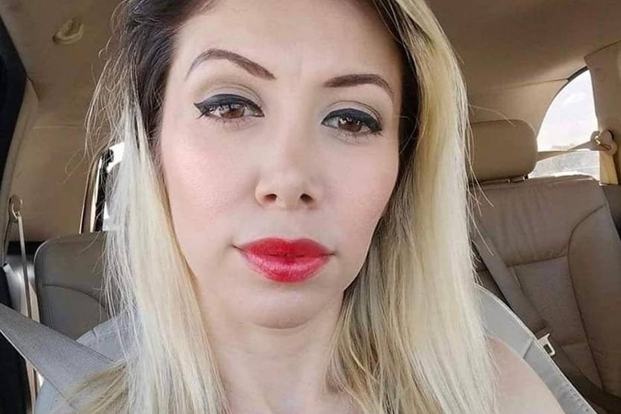 La mexicana enfrenta un cargo de posesión con intención de distribución de más de cinco kilogramos de una sustancia controlada, señala la querella.