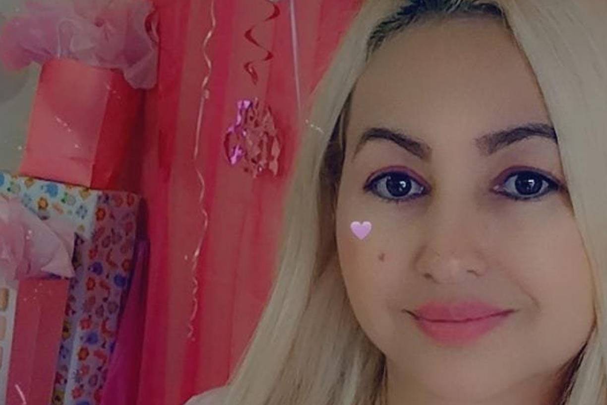 “Mami, te amo con todo mi corazón. Te extrañaré. Te veías muy bien como estabas, te veías linda. Te amaba como eras, se gorda o no”, dice parte del escrito.