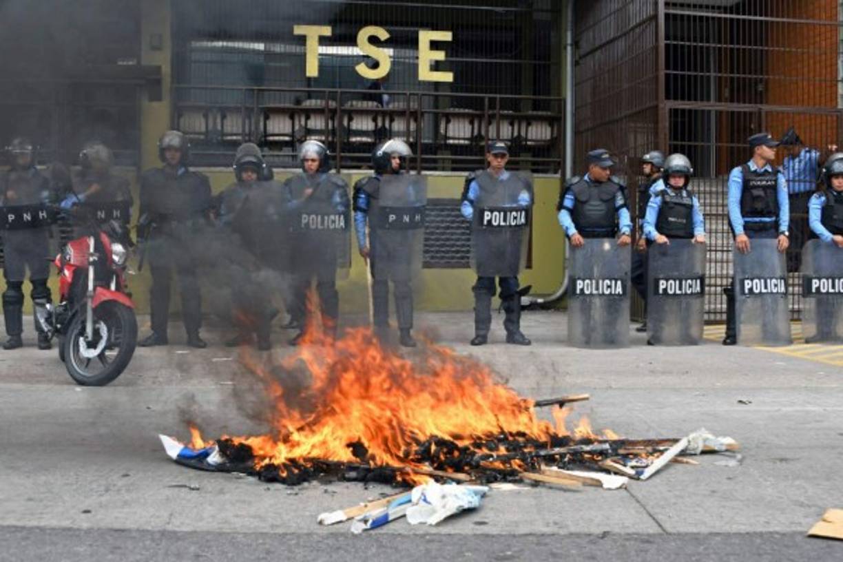 Hasta el miécoles a las 3:00 de la tarde, el TSE había escrutado el 77.77 por ciento de las actas.