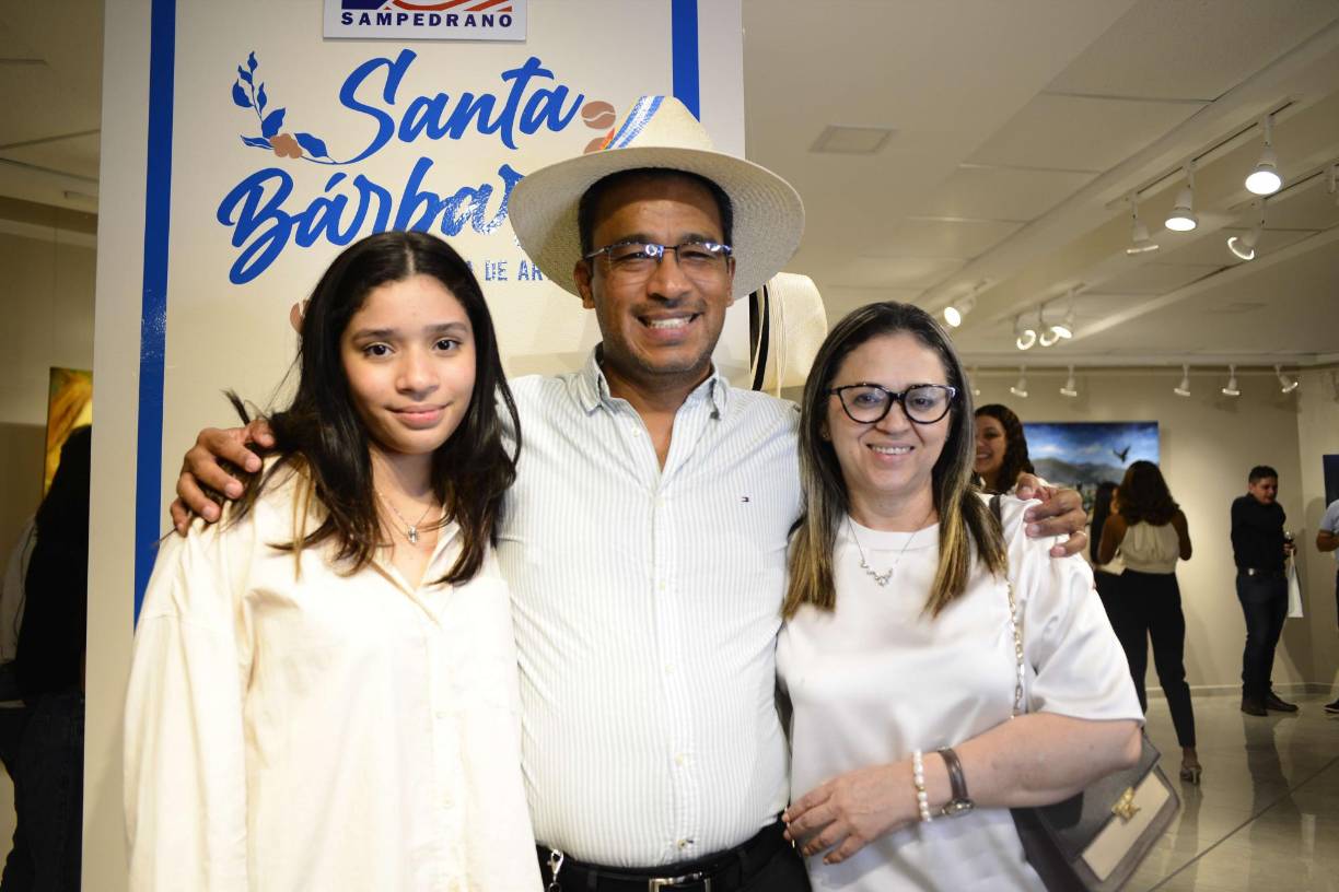 Victoria Ortega, Victor Ortega e Isela Moreno