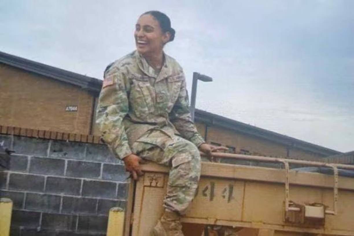 Era miembro de la 101.ª Brigada de Aviación de Combate, perteneciente a la 101.ª División Aerotransportada.