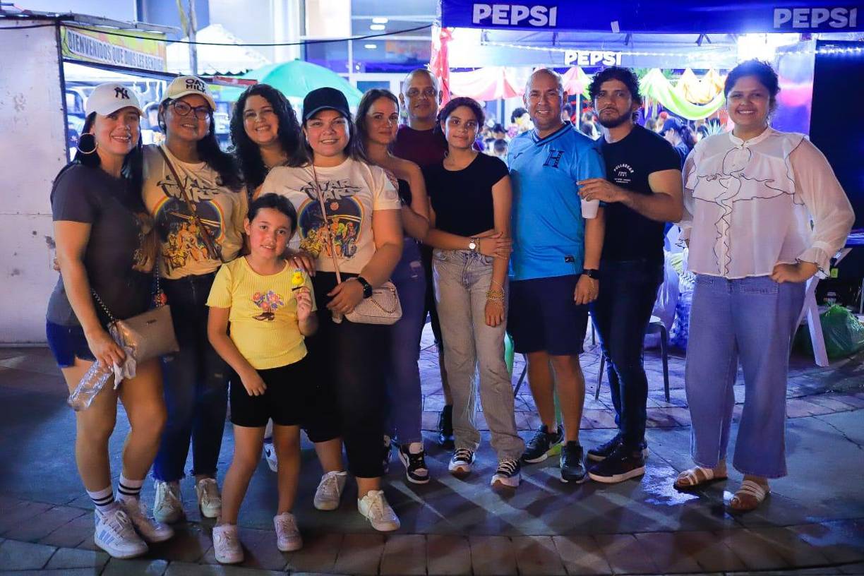 Otra de las families que llegó a disfrutar a Expocentro.