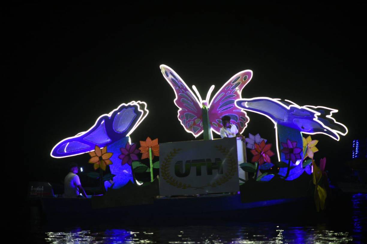 Puerto Cortés vibró con góndolas y show de luces