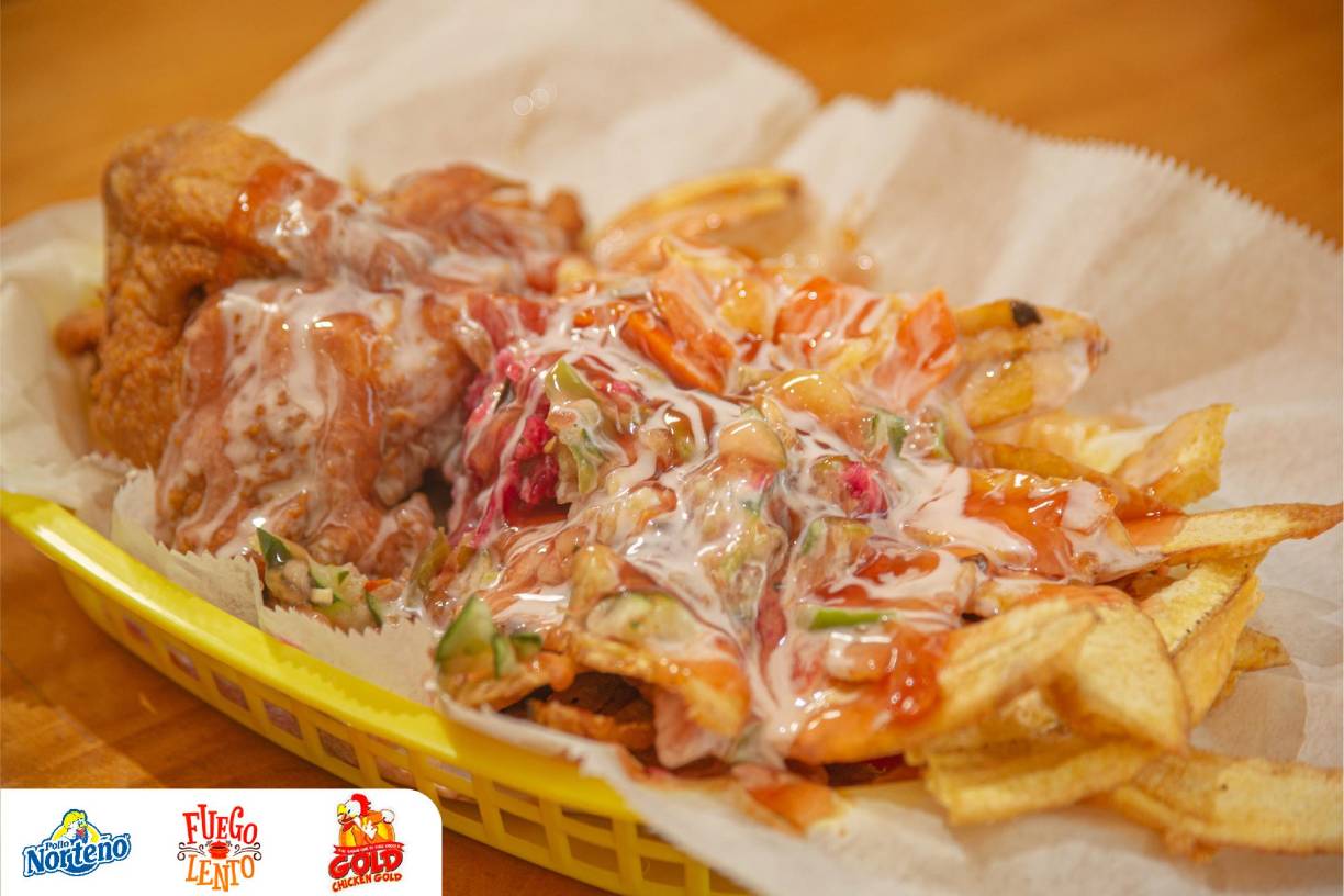 El delicioso “pollo chuco” del restaurante originario de Villanueva es para chuparse los dedos. 