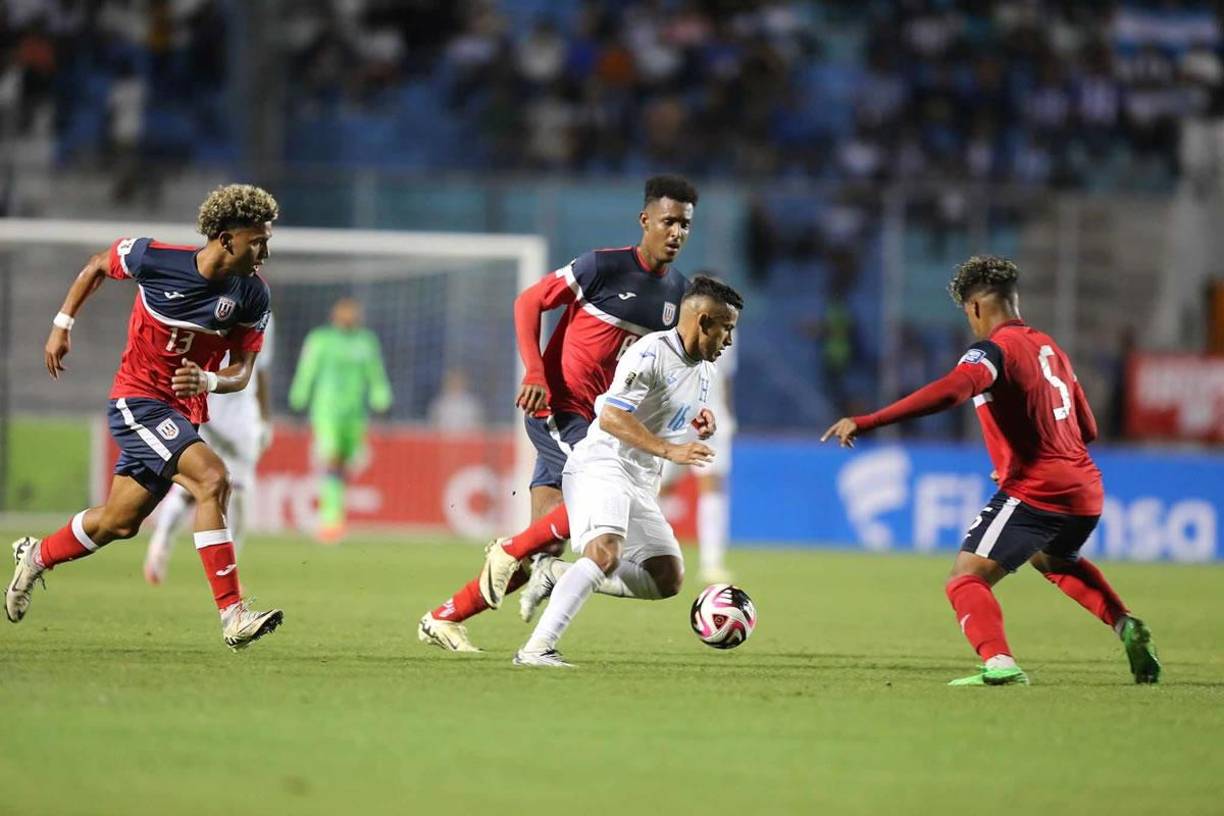 Edwin Rodríguez fue uno de los mejores de Honduras y le dio problemas a Cuba.