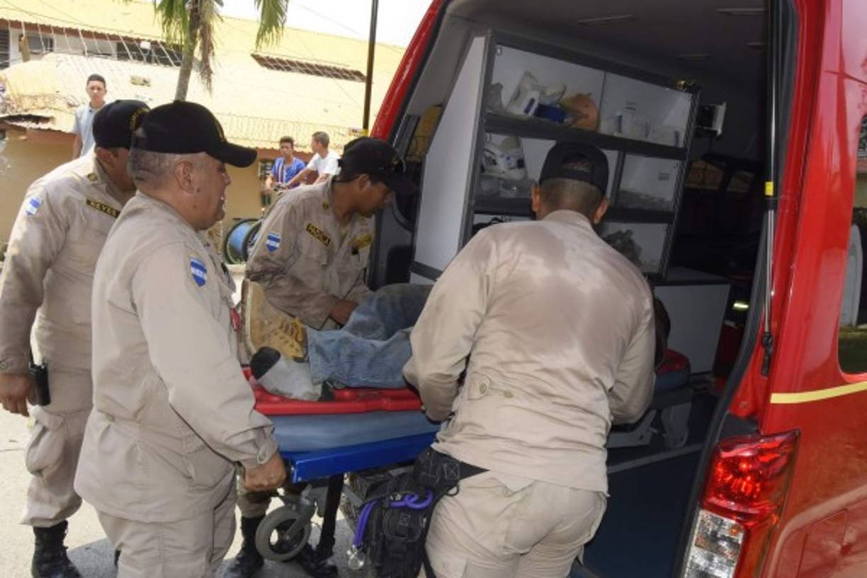 El traslado se realizó en una ambulancia del Cuerpo de Bomberos.