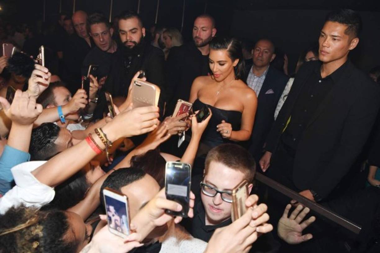 Kim Kardashian no dejó de compartir con sus seguidores.