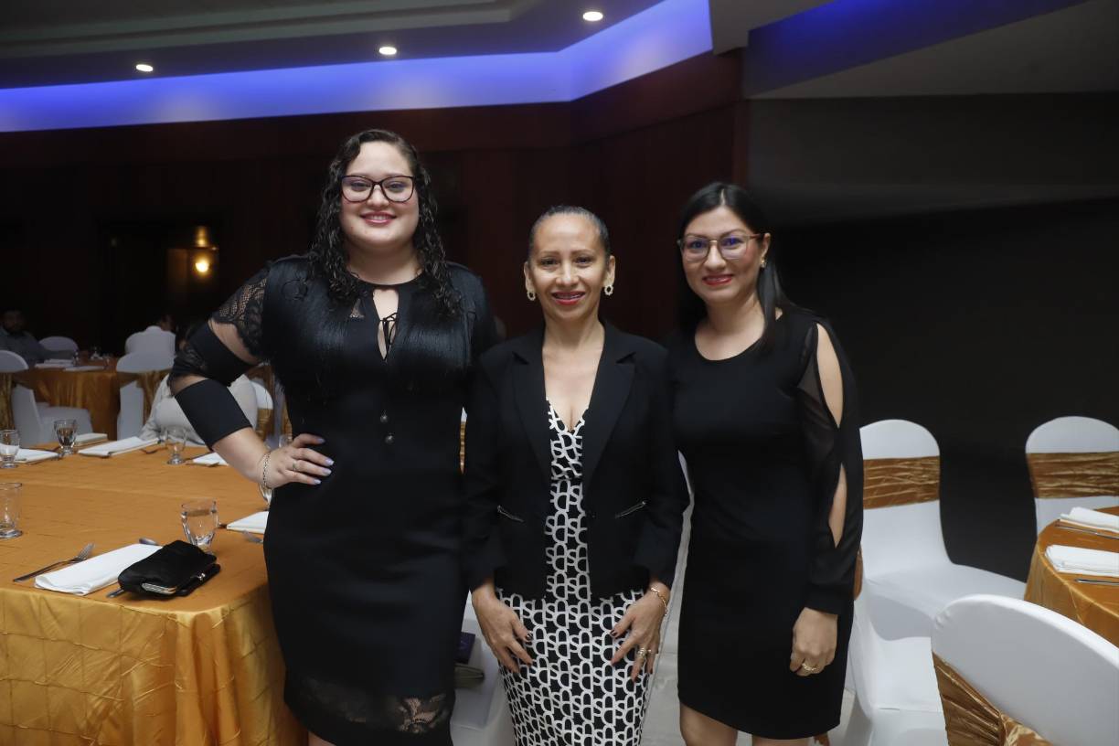 Marcela Alberto, Lizzette Sagastume y Raquel Vásquez