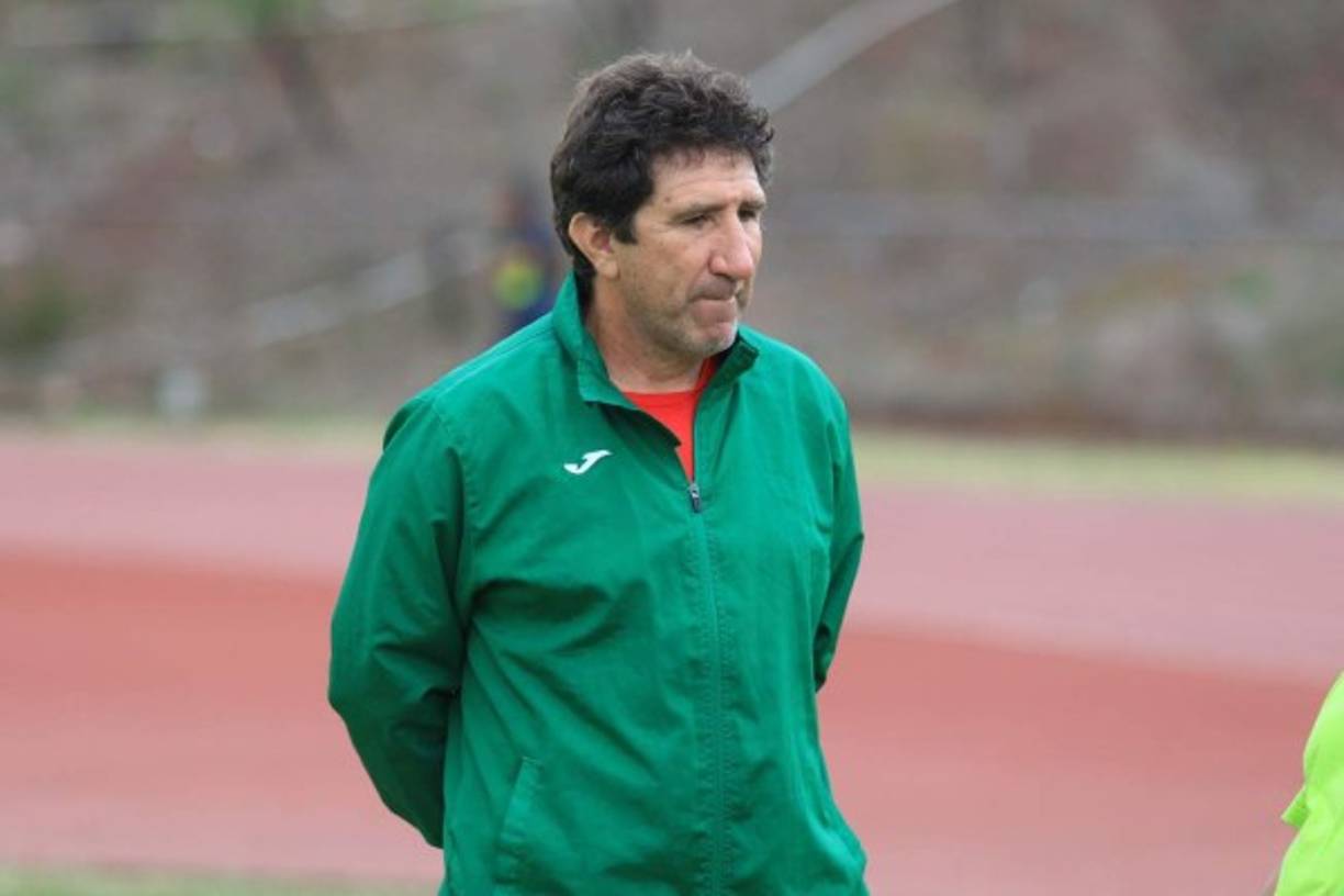 Estoy un poco cansado y tengo un problema familiar bastante grave', dijo el DT argentino al hablar de su futuro.<br/>