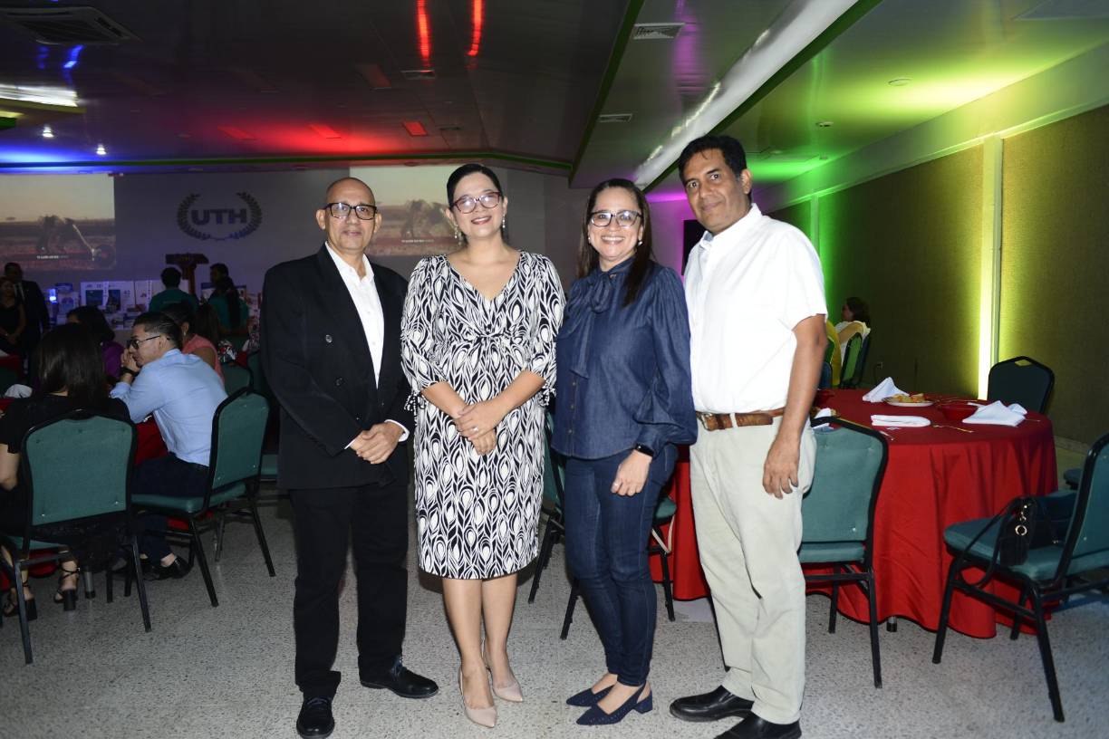 Armando Gabrie, Johana Mancía, Lilian Fernández y Gustavo Saravia 