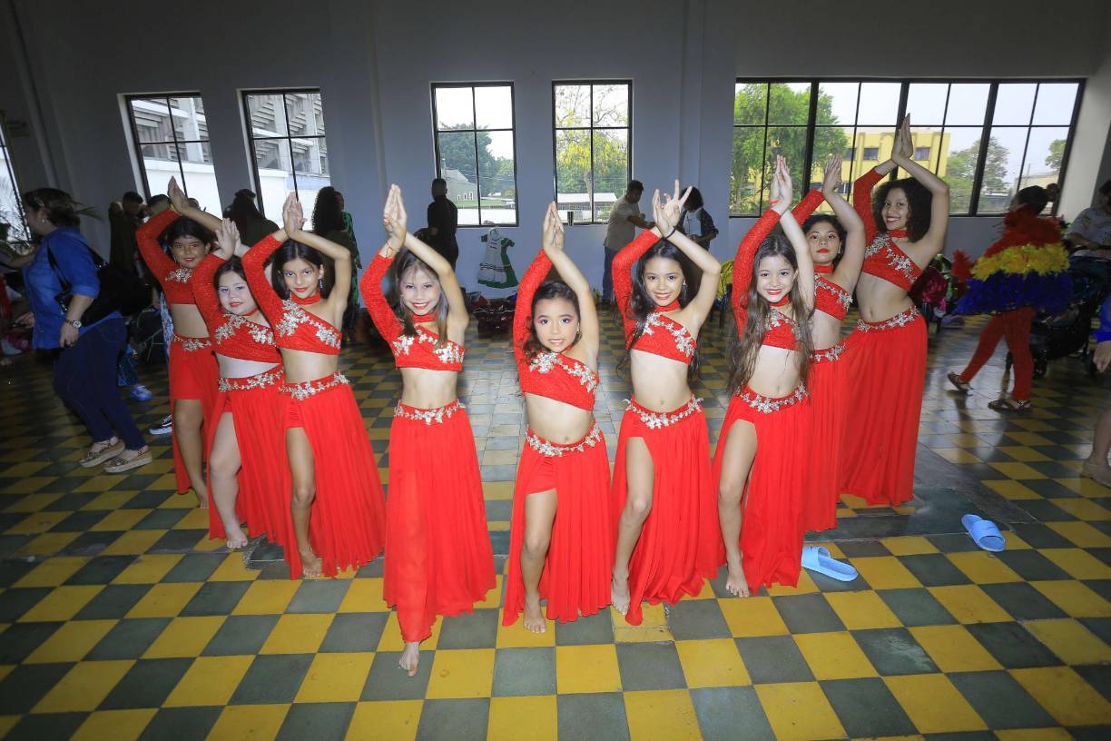 Talentosas y muy seguras de sí mismas, así se mostraron estas pequeñas. 