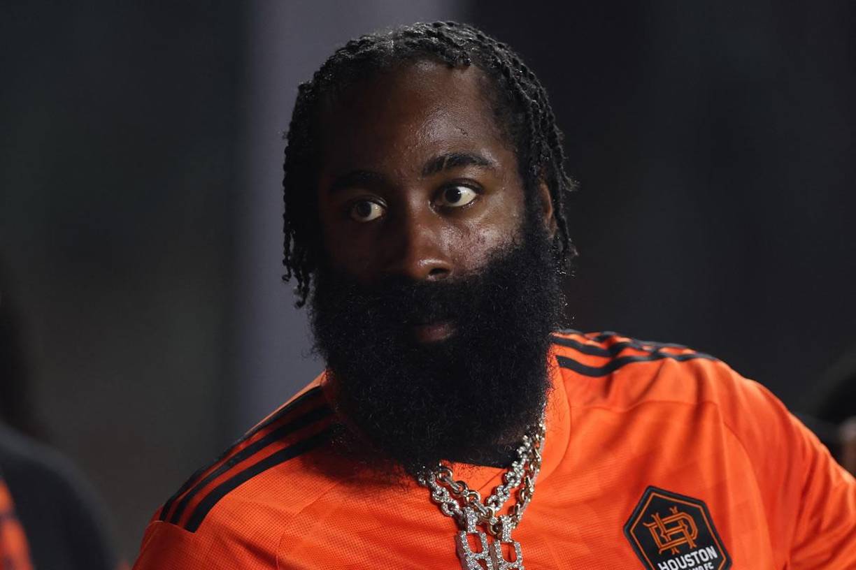 James Harden, la estrella de la NBA, es uno de los accionistas del Houston Dynamo y no se perdió la final.