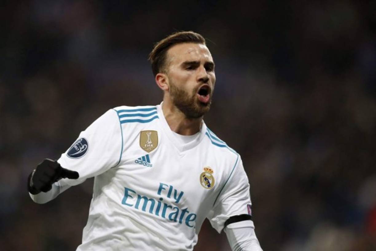 El delantero del Real Madrid, Borja Mayoral, ha dejado claro que no tomará ninguna decisión hasta que el equipo blanco no tenga un nuevo entrenador.. “Sabía que me preguntarían por el Betis. Es un buen equipo con un buen entrenador, pero yo tengo contrato con el Madrid y veremos qué pasa con el nuevo técnico”, respondió Mayoral. Foto EFE