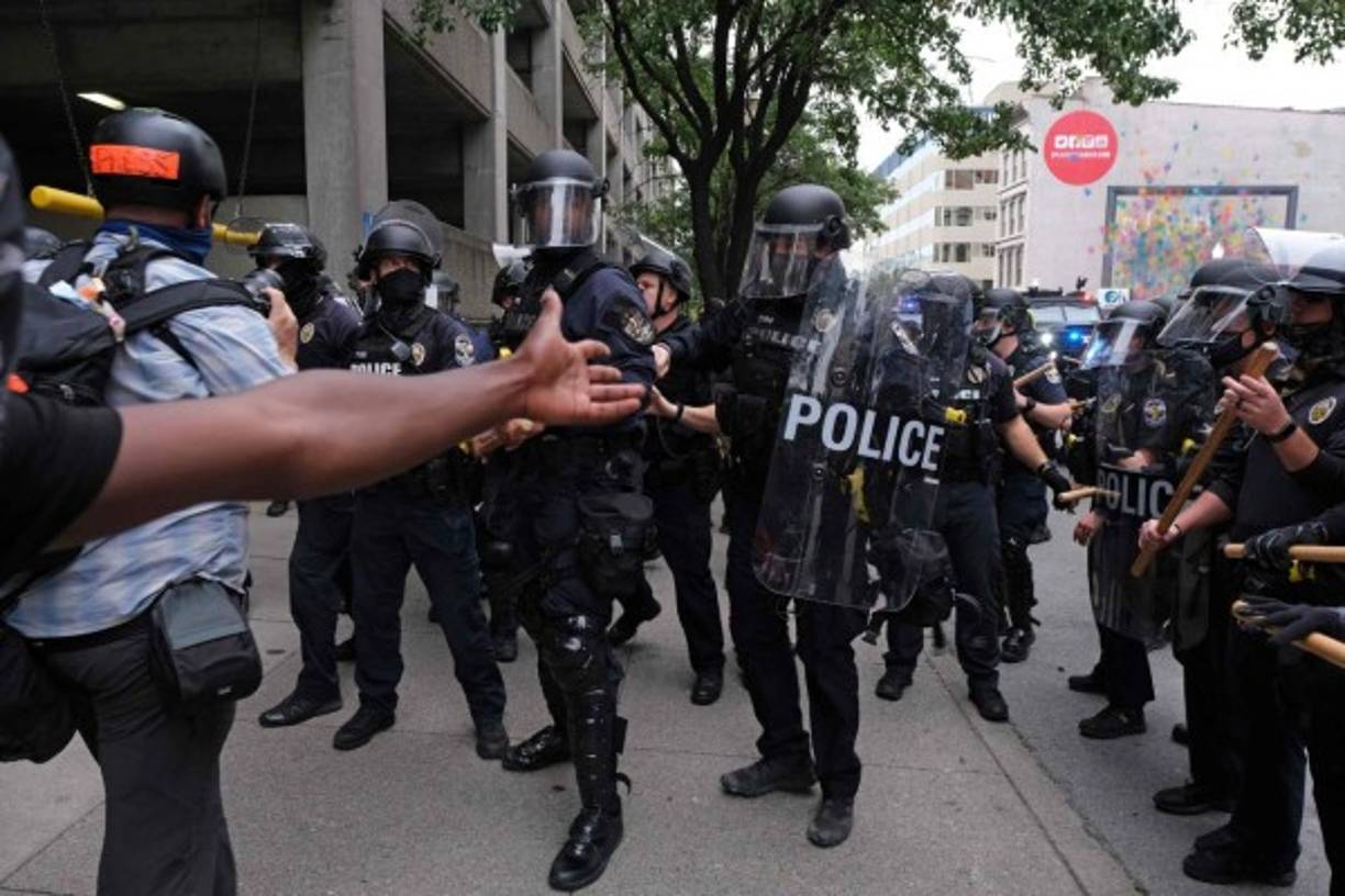 La muerte de Taylor no generó mucha atención mediática en el momento, pero el caso ganó notoriedad después de las masivas manifestaciones contra el racismo.