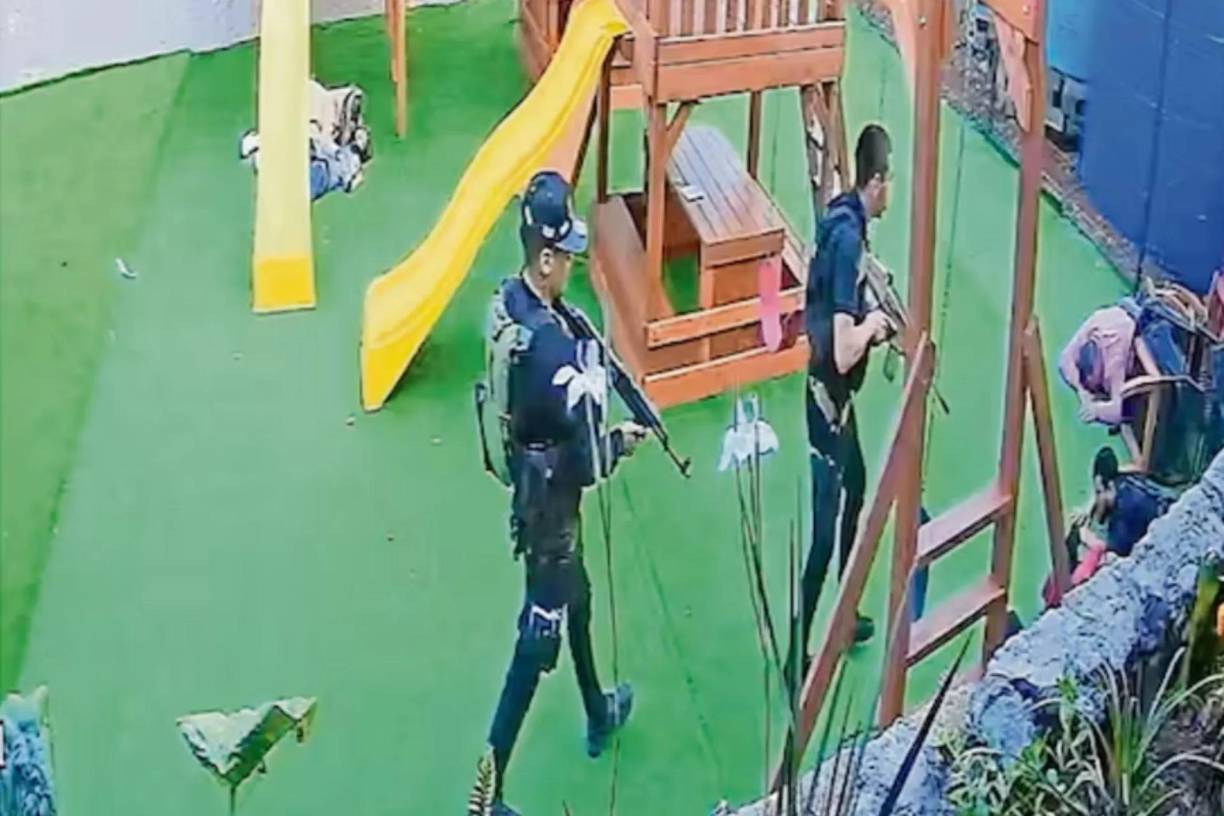 El ataque ocurrió el domingo por la tarde, cuando el lugar estaba repleto de comensales, incluidos varios niños.