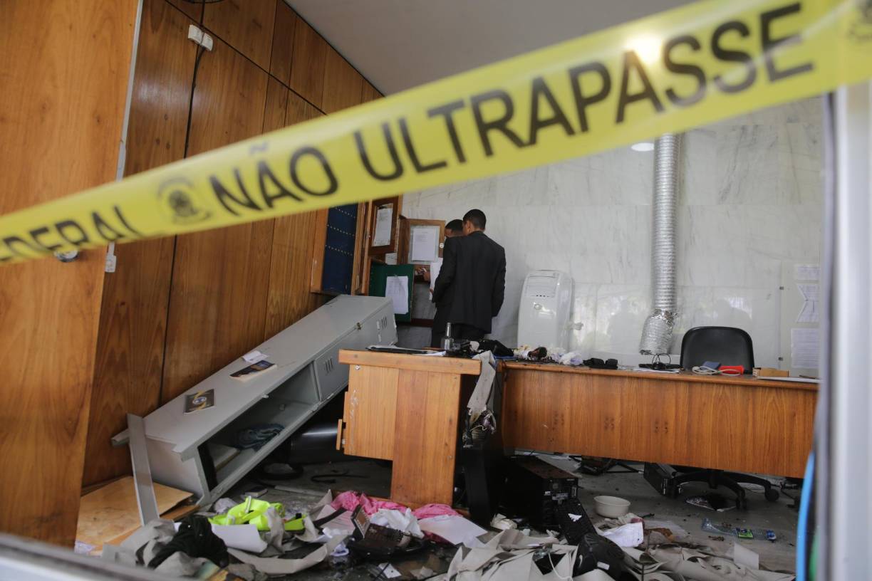 No obstante, la sala de la primera dama, Rosângela “Janja” da Silva, fue destruida, como registraron fotografías exhibidas por medios locales.