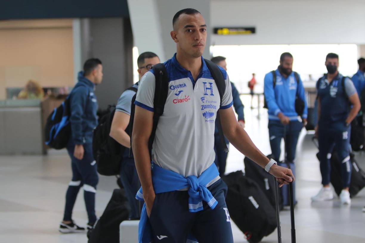 Un total de 24 jugadores fueron convocados por Diego Vázquez para enfrentar los próximos duelos. Uno de ellos ya se encuentra en tierras norteamericanas.