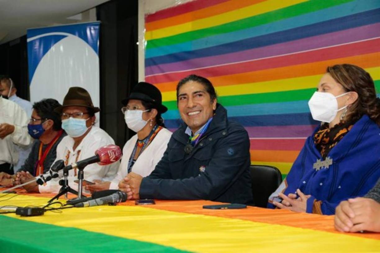 Su férrea oposición a la minería disgustó al gobierno de Correa y por defender el acceso al agua estuvo cuatro veces detenido, por cargos de sedición y terrorismo.