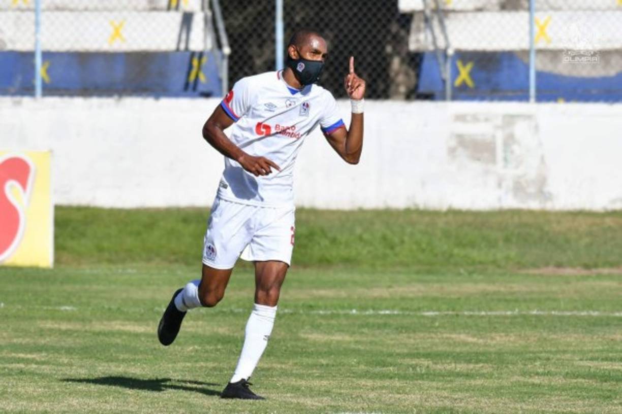 Jerry Bengtson festejando su segundo gol contra los tocoeños.