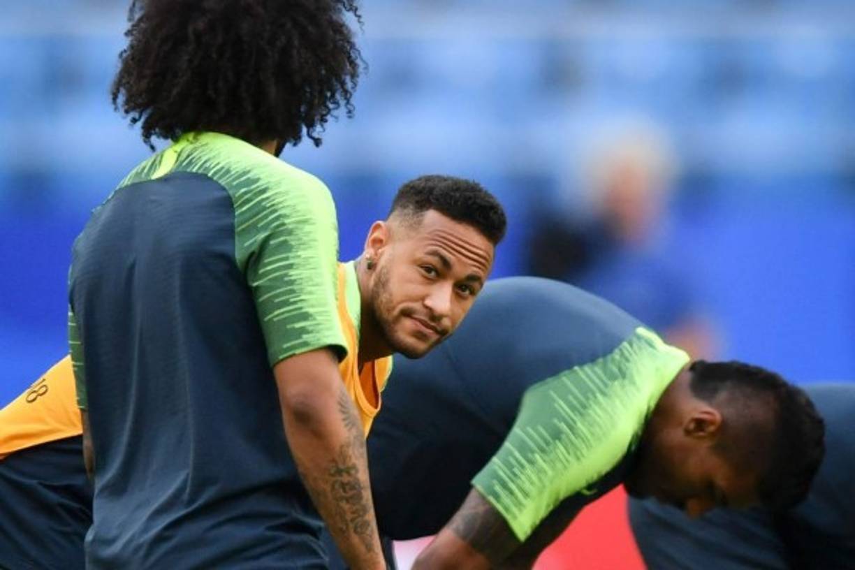 Neymar espera por México.