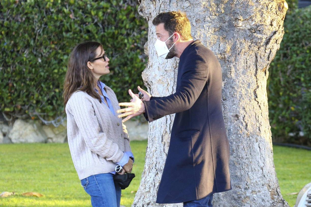 “Probablemente seguiría tomando. Es parte del porqué comencé a beber. Porque me sentía atrapado. Me decía: ‘No me puedo ir, por mis hijos, pero no soy feliz, ¿qué hago?’