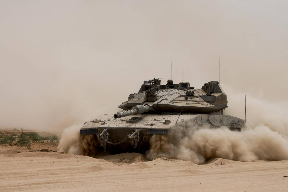Testigos dijeron el martes haber visto tanques israelíes en el centro de la ciudad de <b>Rafah</b>, en el extremo sur de la Franja de Gaza, donde se han producido intensos bombardeos y combates en las últimas semanas