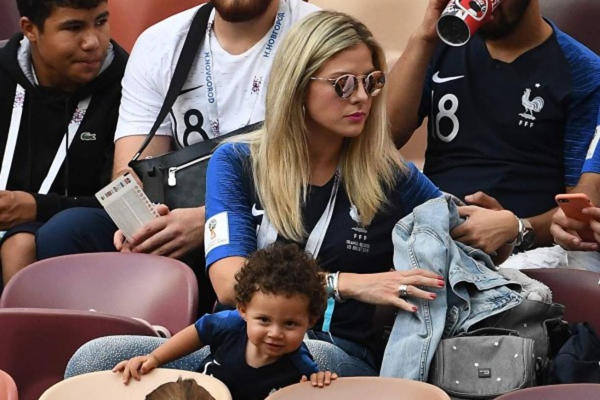 Ella es Camille Tygat, linda esposa del zaguero francés Varane que juega en el Real Madrid