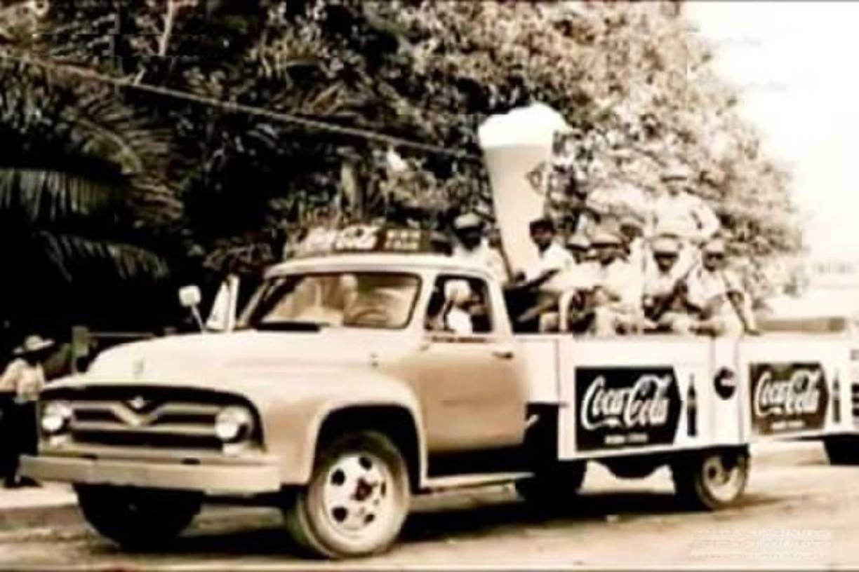 La feria se realiza en honor al apóstol San Pedro el 29 de junio. Se empezó a celebrar en 1846 y ha cambiado sus nombres a lo largo de la historia. Es la principal feria patronal de Honduras.