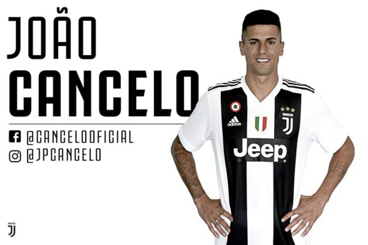 El lateral derecho Joao Cancelo , que fue dejado fuera de la selección de Portugal para el Mundial Rusia 2018 , ha sido traspasado por el Valencia a la Juventus por un traspaso de 40,4 millones de euros.