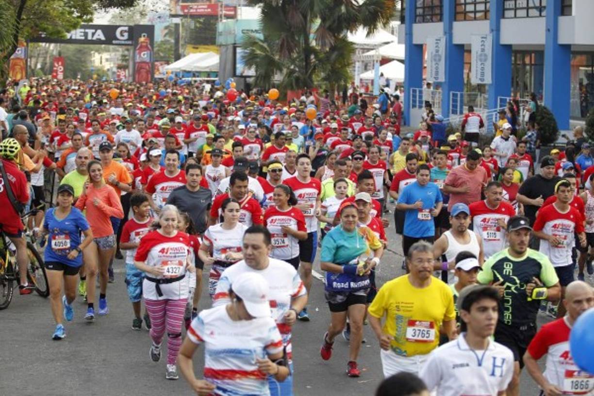 La 41 Maratón Internacional de Diario LA PRENSA ha sido un total éxito por lo que se ha vivido una fiesta deportiva en las calles de San Pedro Sula.