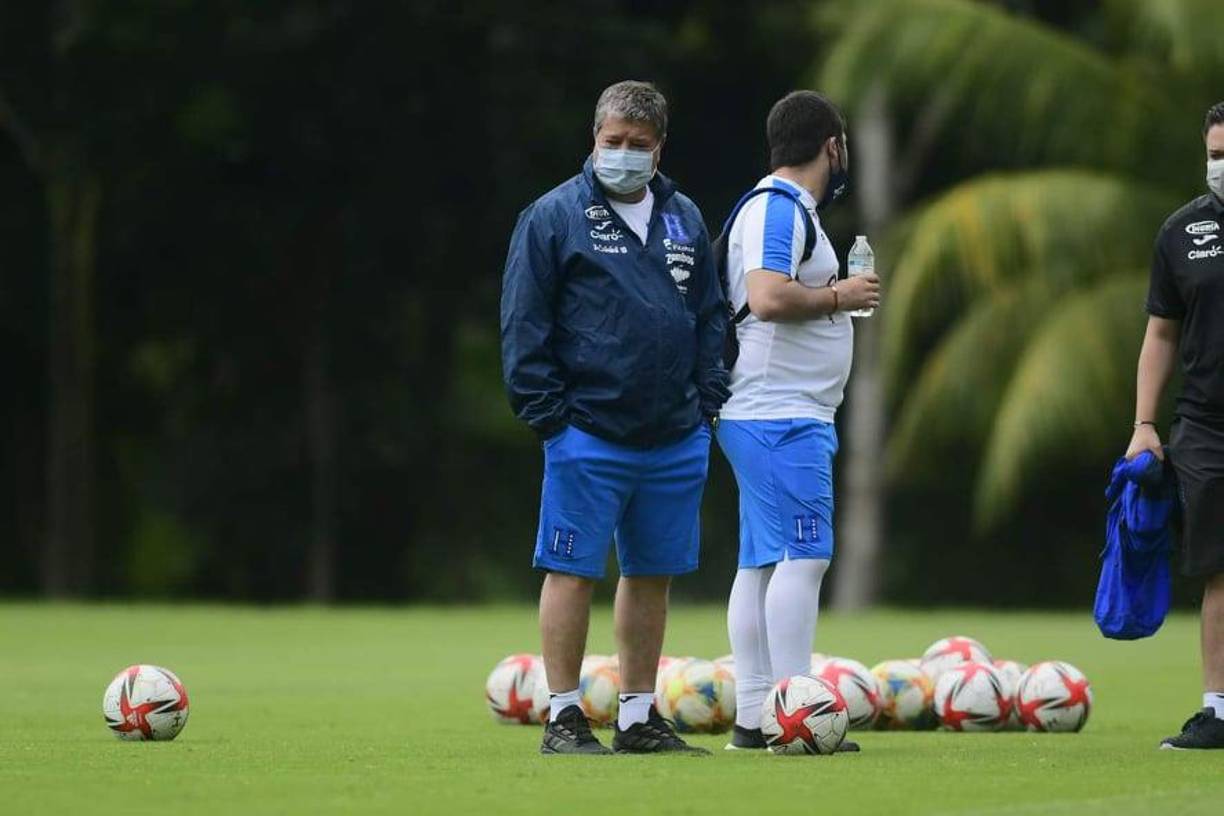 La hoja del papel está en blanco, el Bolillo Gómez y los jugadores de Honduras tienen la oportunidad de escribir una obra majestuosa que se cuente por siglos luego de las desastrosas seis jornadas que tienen a la Bicolor al borde de la eliminación rumbo al Mundial de Catar 2022.