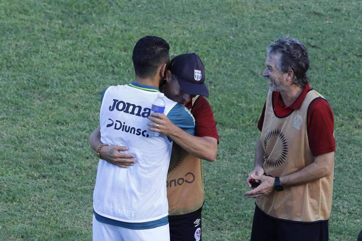 Mucho cariño y respeto le tienen a Pedro Troglio, entrenador del Olimpia que se fue contento por su triunfo 1-0 ante Marathón.