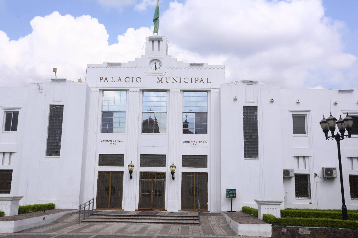 En huelga de hambre alcalde de San Pedro Sula, Roberto Contreras