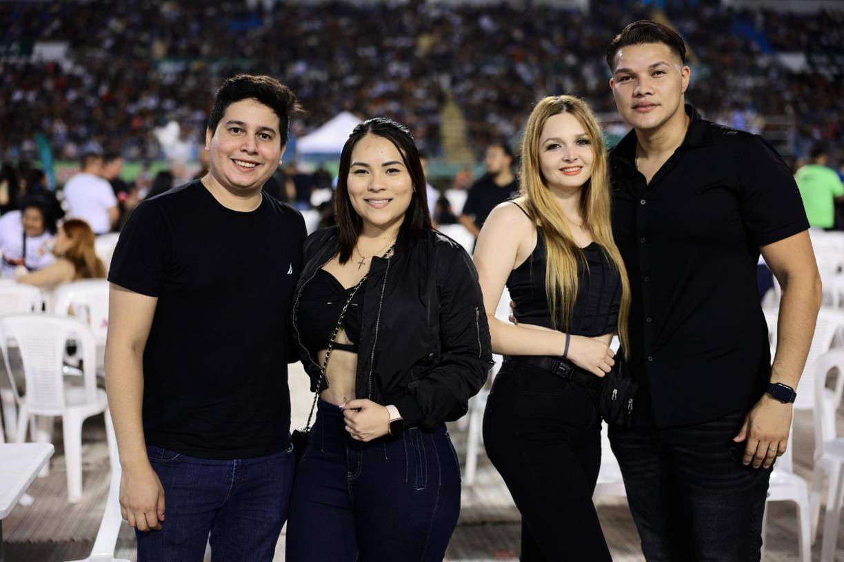 Miguel Portillo, Julie Singh, Keyli Paz y Harry Singh